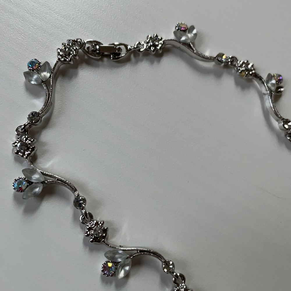 Necklace - Picture 2 of 5